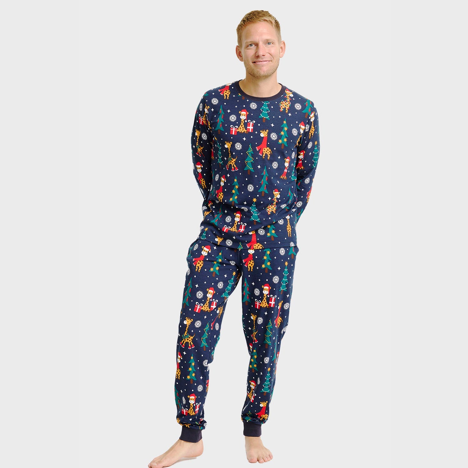 The Giraffe Christmas Pyjamas – Men